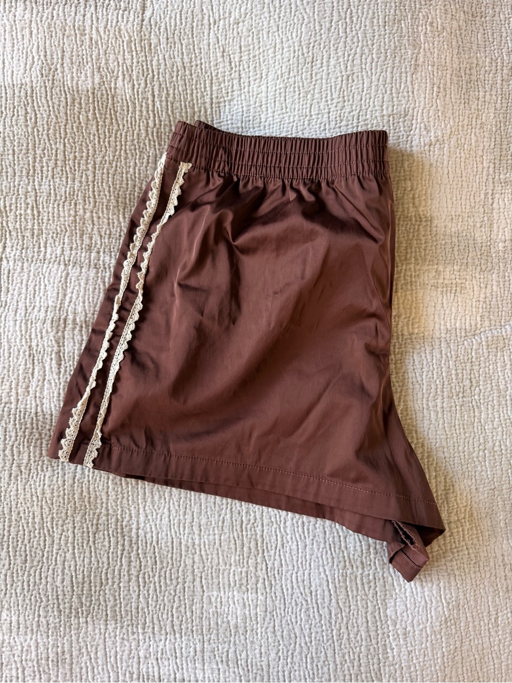 Zara Women’s Brown Elastic-Waist Shorts with Side Trim - Picture 6 of 6